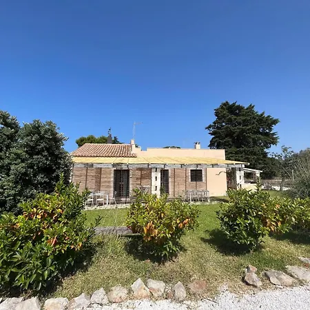 Guest house Torre Guaceto Serranova